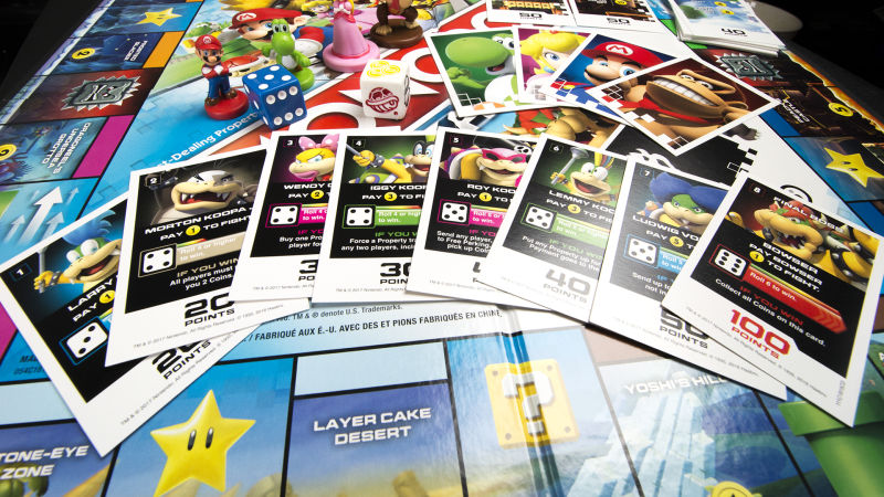 Tarjetas de Boss Fight en Monopoly Gamer